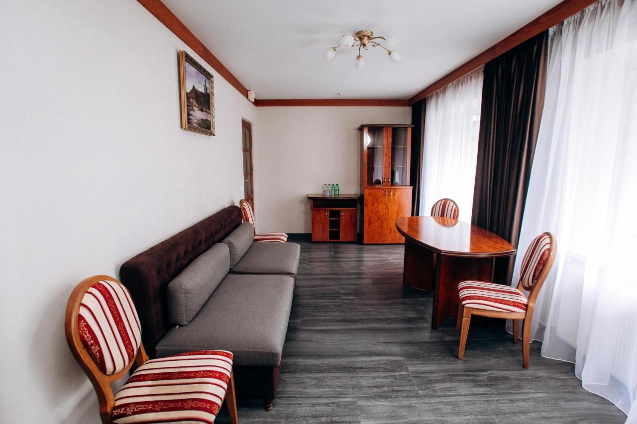 Stanislavsky Hotel Group Jaremče Esterno foto
