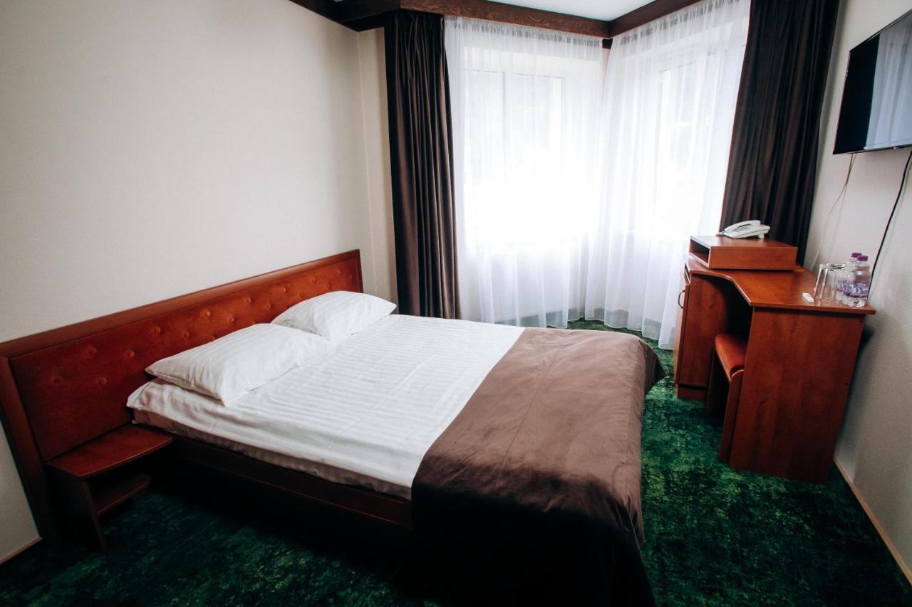 Stanislavsky Hotel Group Jaremče Esterno foto