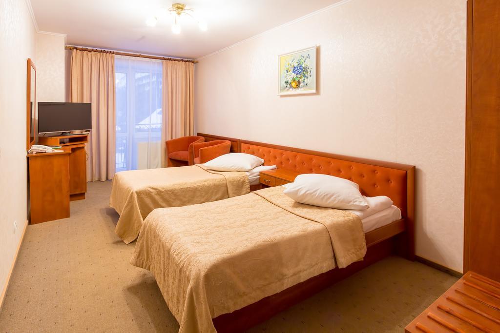 Stanislavsky Hotel Group Jaremče Esterno foto