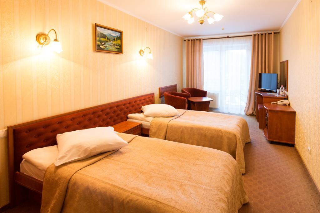 Stanislavsky Hotel Group Jaremče Esterno foto