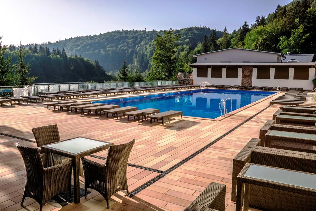 Stanislavsky Hotel Group Jaremče Esterno foto